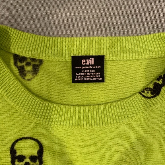 Cashmere Sweater - Picture 3 of 6